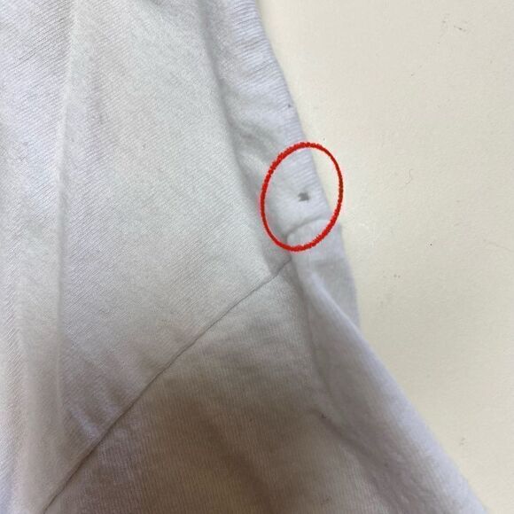 Aaliyah Women’s White Doodle Collage Graphic Shirt Sz S - Picture 6 of 9